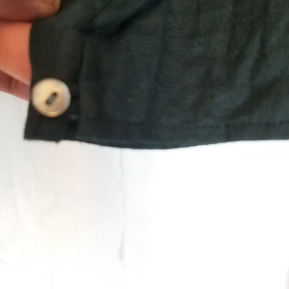 Valerie separates linen top - Picture 6 of 10